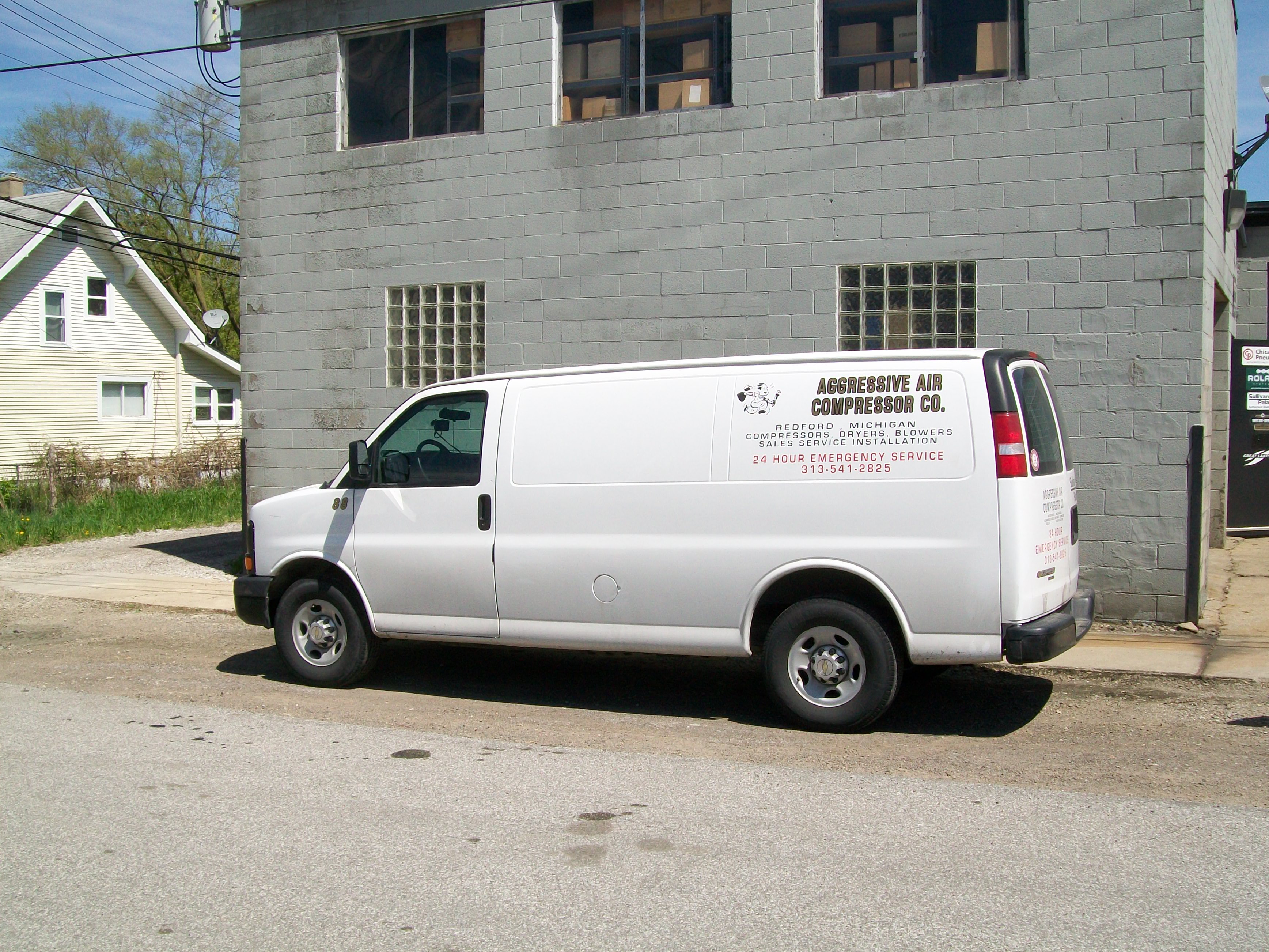 aggressive air compressor co 24 hour emergency service vehicle
